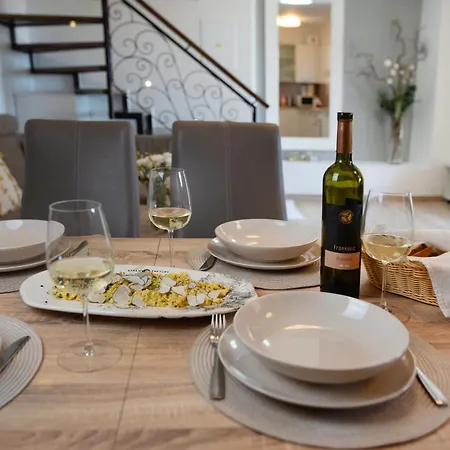 Truffle House Karlic Apartment Buzet