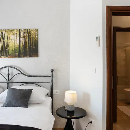 Truffle House Karlic *