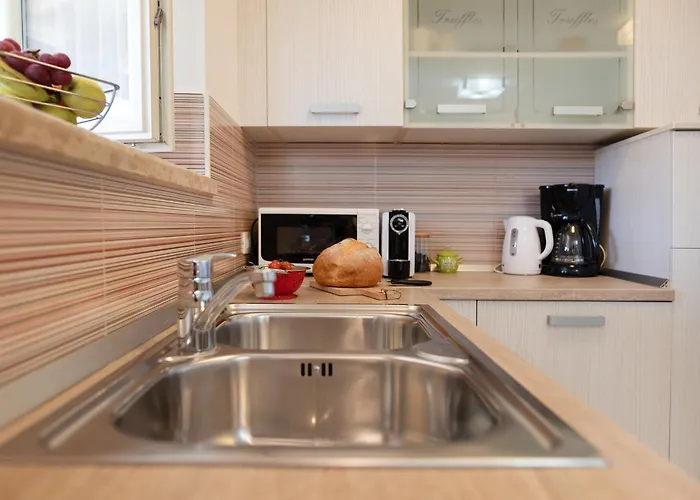 アパート Truffle House Karlic