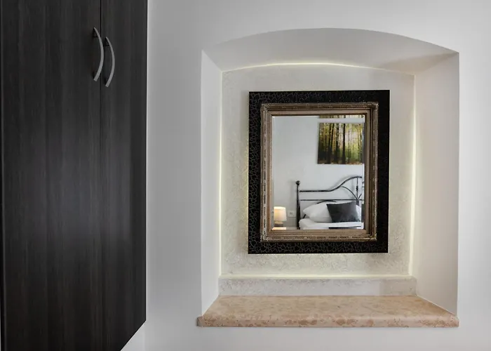 Truffle House Karlic * ブゼト